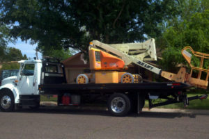 JLG Lift Transportation Tow Truck Service in Tempe Arizona